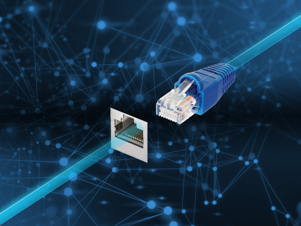 HDBaseT connection between the transmitter and the receiver can be established using a single Ethernet cable.