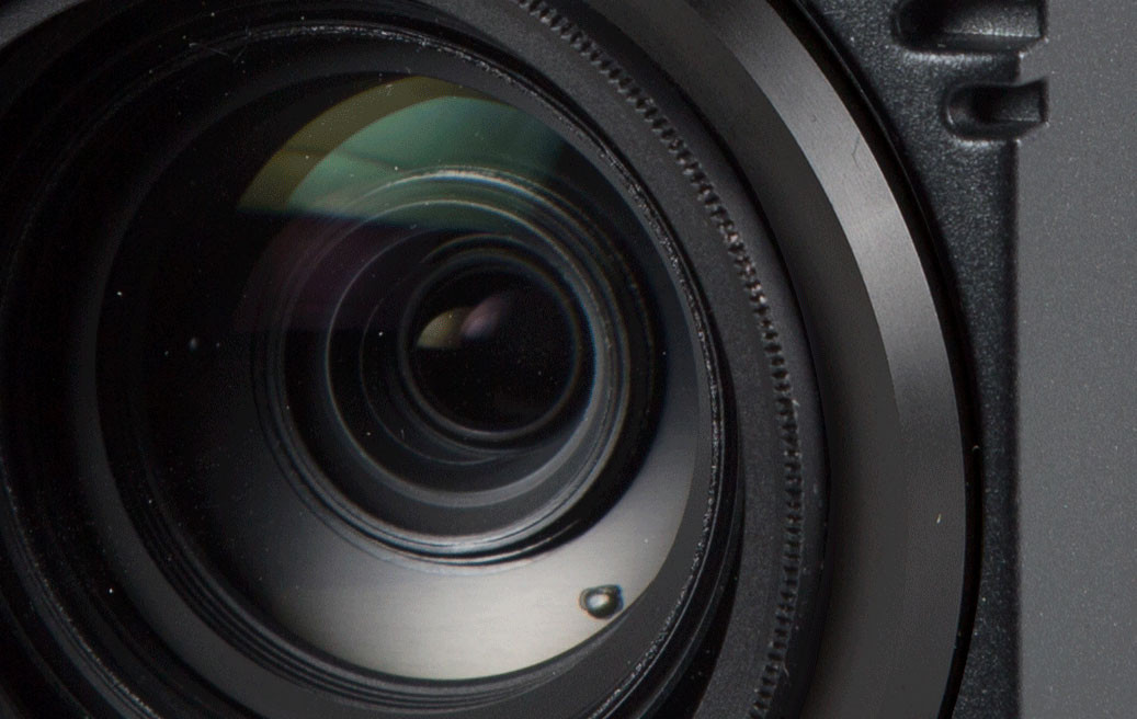 20x optical zoom, 16x digital zoom